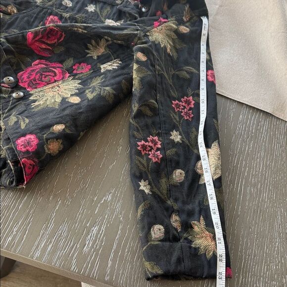 Chicos Vintage Black Floral Tapestry Jacket Coat Button Down Classic Size 2 (L) - Picture 8 of 14